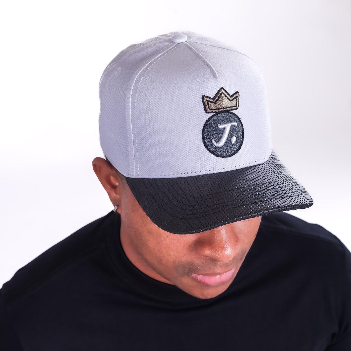 King Jesus Balck-White Premium